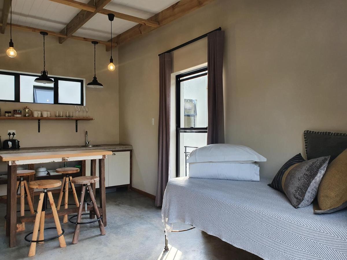 Avo&Oak Guesthouse Джордж Екстер'єр фото
