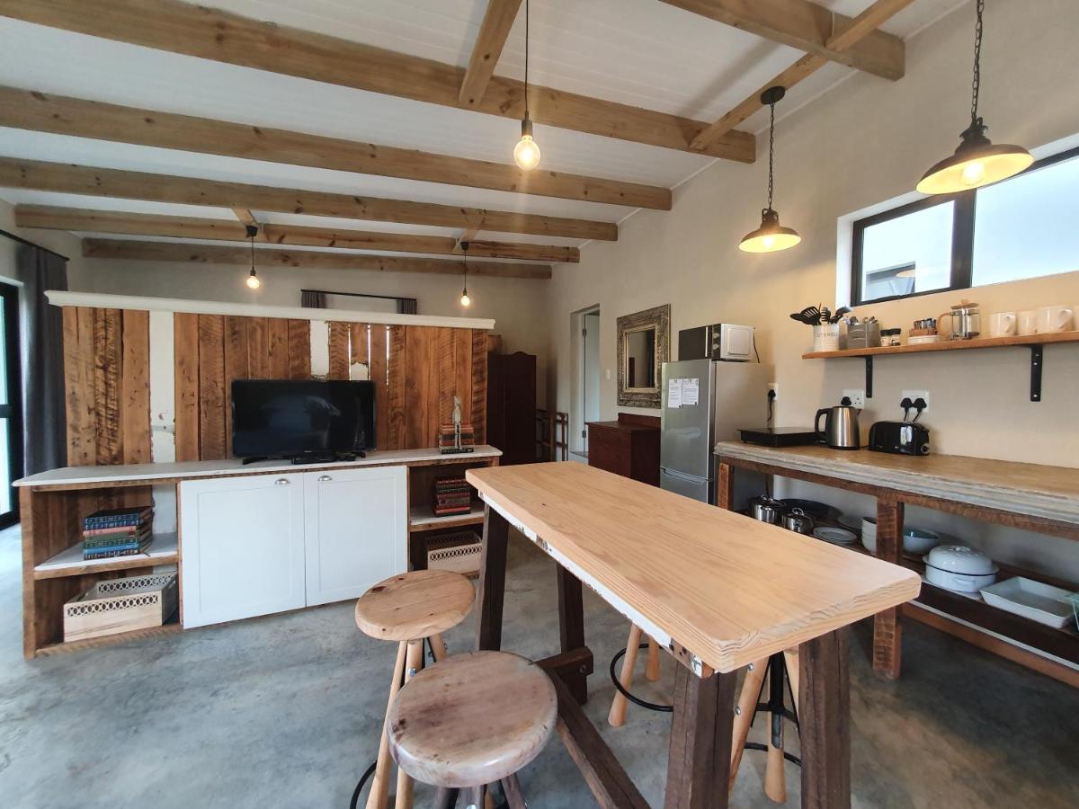 Avo&Oak Guesthouse Джордж Екстер'єр фото