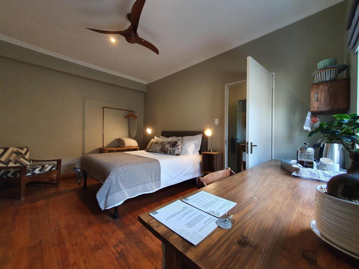 Avo&Oak Guesthouse Джордж Екстер'єр фото