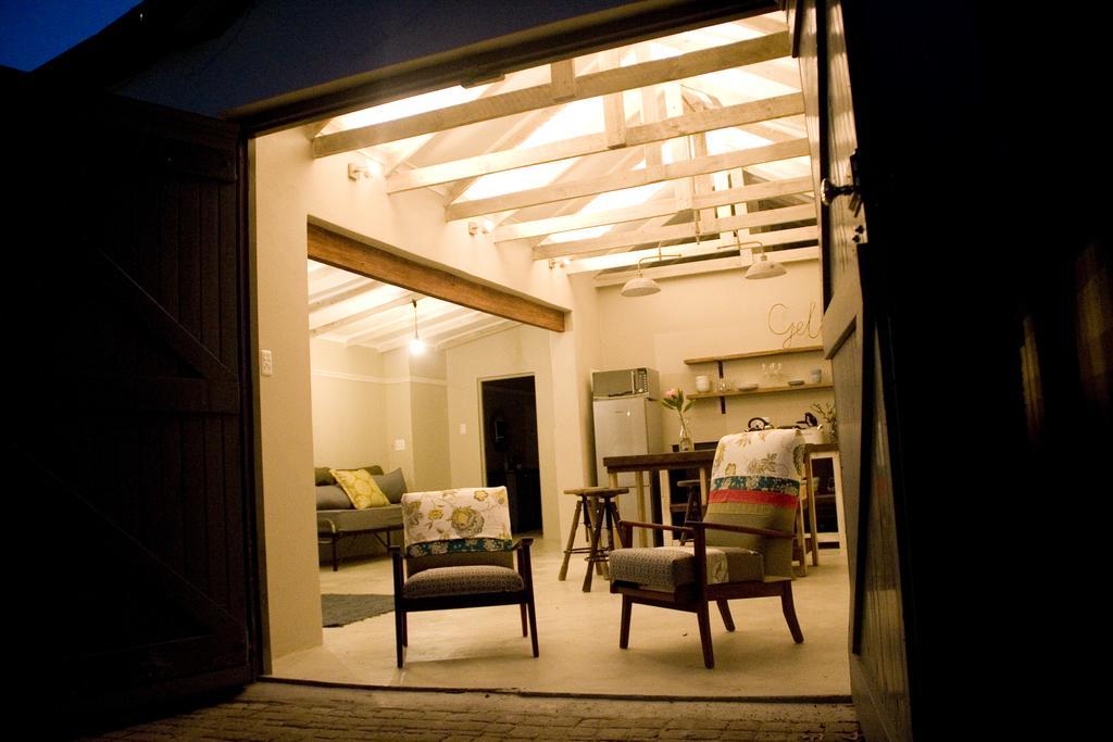 Avo&Oak Guesthouse Джордж Екстер'єр фото